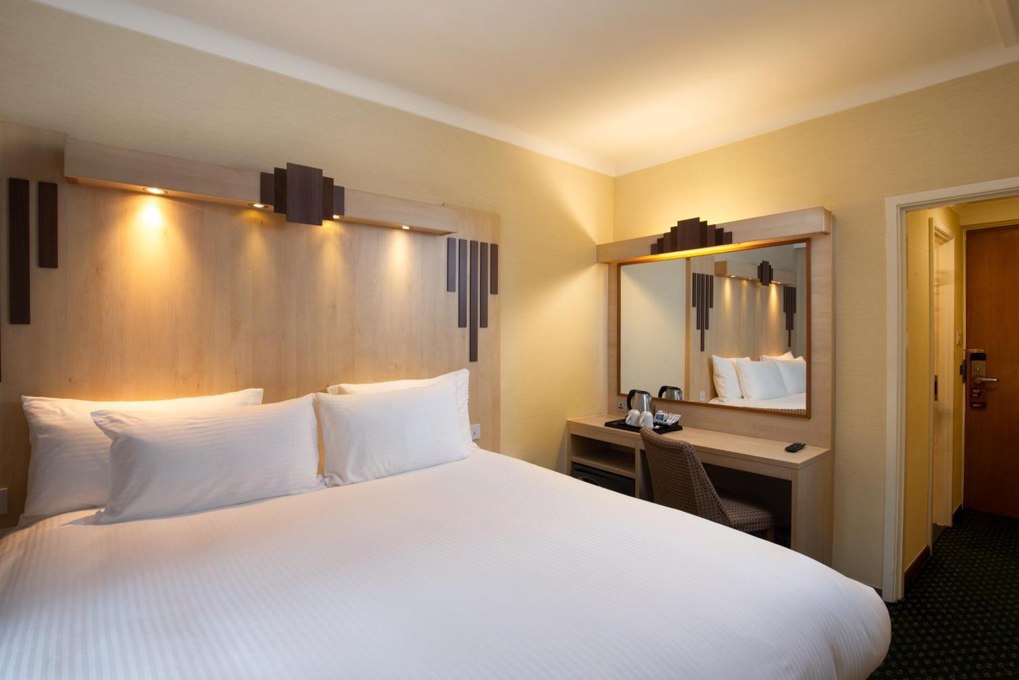 Tavistock Hotel Лондон Екстер'єр фото