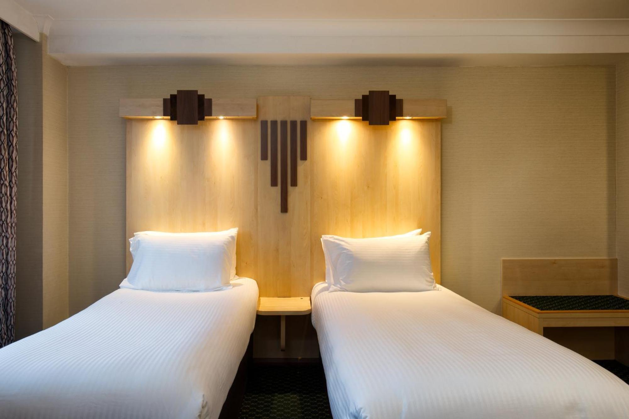Tavistock Hotel Лондон Екстер'єр фото