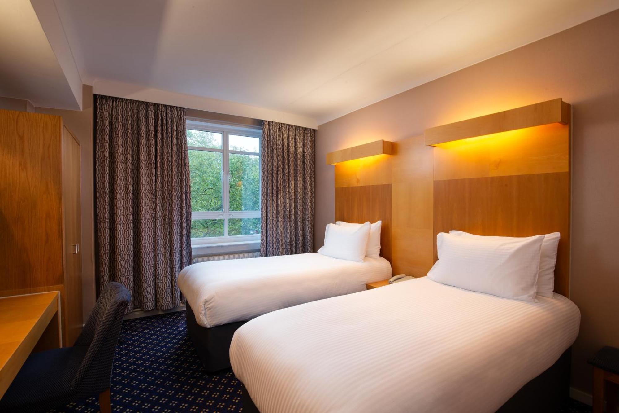 Tavistock Hotel Лондон Екстер'єр фото