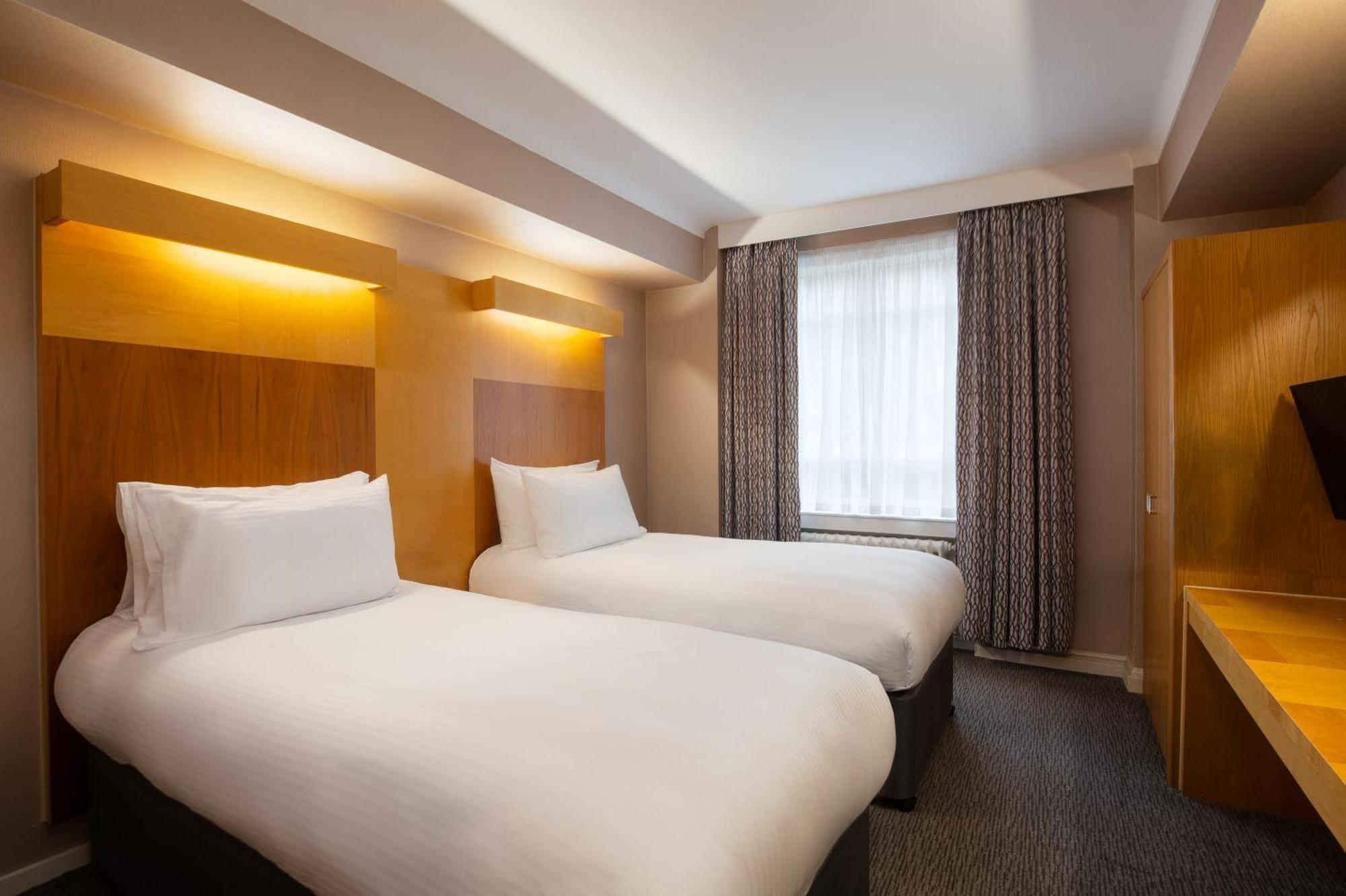 Tavistock Hotel Лондон Екстер'єр фото